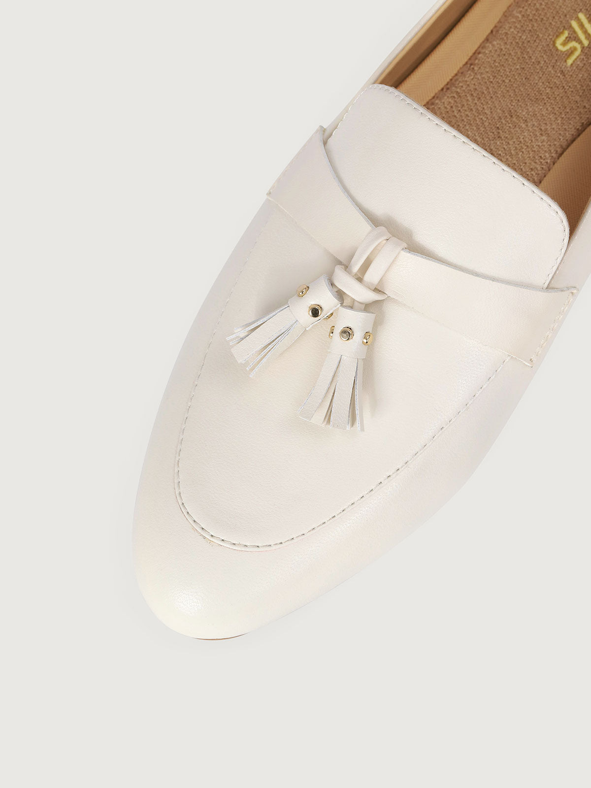 Off-white Lamb Pattern Vegan Leather Tassel Loafers - Narrow